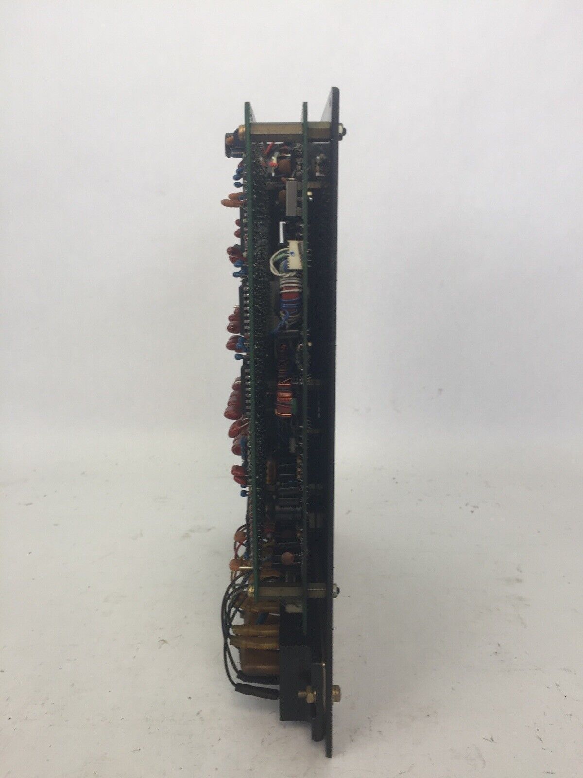 ALLEN BRADLEY 1389-AA09 SERVO AMPLIFIER SER A INPUT 310VDC 11A OUTPUT 210VAC 9A