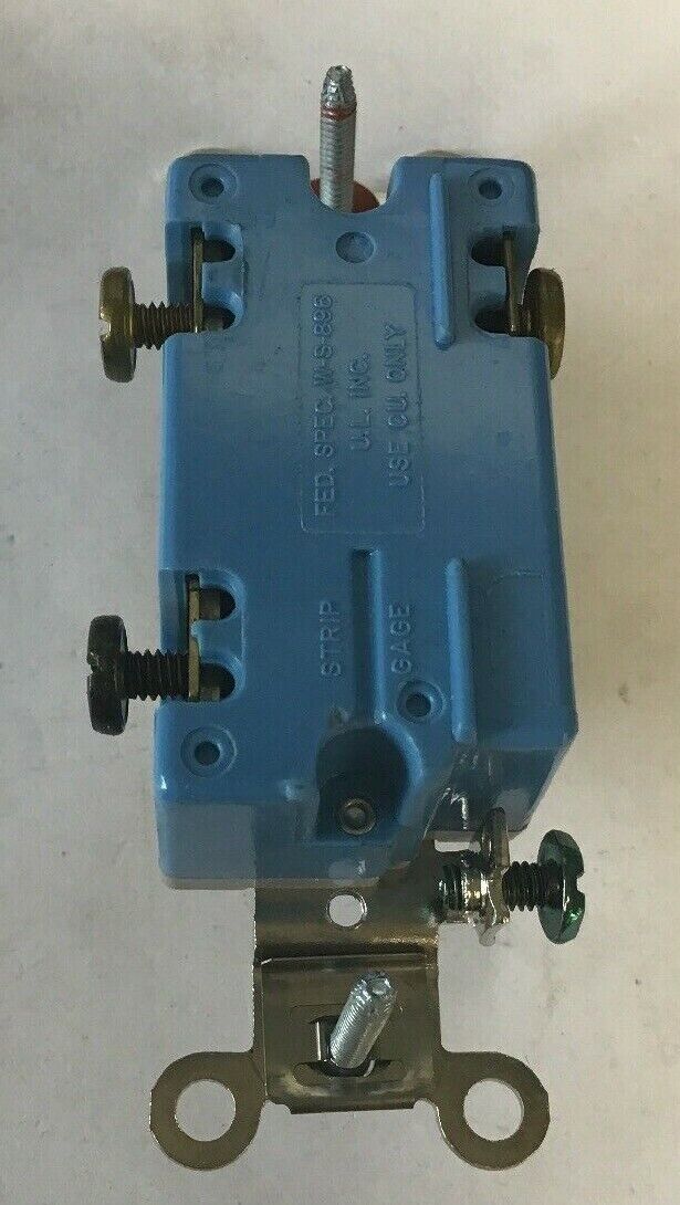 HUBBELL HBL1203I SWITCH IVORY SER 1200 3WAY  TOGGLE 15A 120/277VAC***LOTOF2***