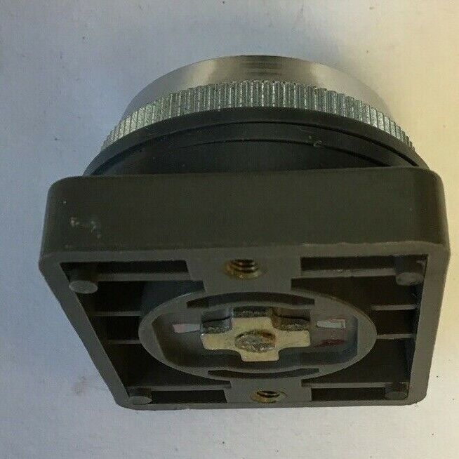 IDEC ABN 300 PUSHBUTTON 131A***LOTOF2***