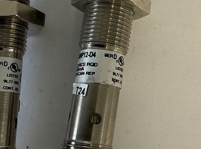 ALLEN BRADLEY 872C-N8NP12-D4 INDUCTIVE PROXIMITY SENSOR SER.D 30VDC***LOTOF2***