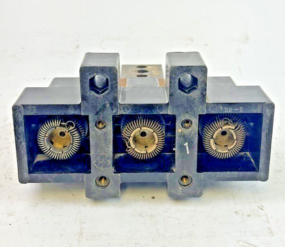 GE - TK63PD1 - PLUG-IN MOUNTING BASE ASSEMBLY - K1200 LINE, TYPE TK