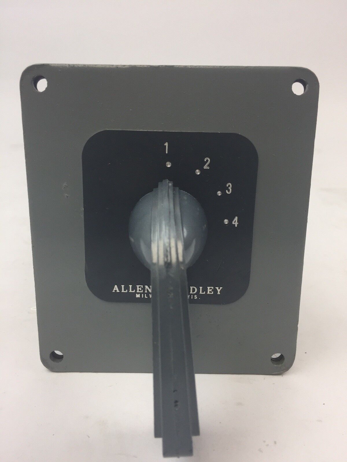 ALLEN BRADLEY 806-F689609/1 ROTARY PILOT SWITCH