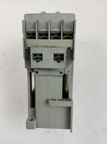 ALLEN BRADLEY STARTER 100-C09D*400 600VAC 25A 7.5HP COIL 24VDC 193-EA1DB 1-2.9A