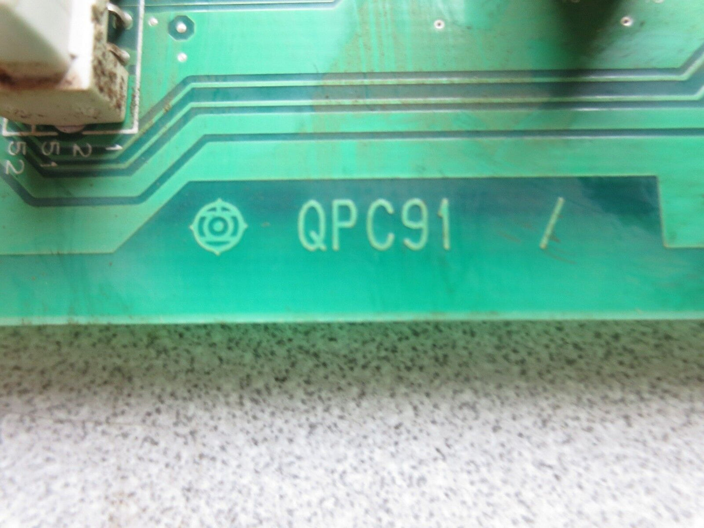 CIRCUIT CONNECTOR BOARD QPC910/4 CIRCUIT BOARD - R8807M6 007C