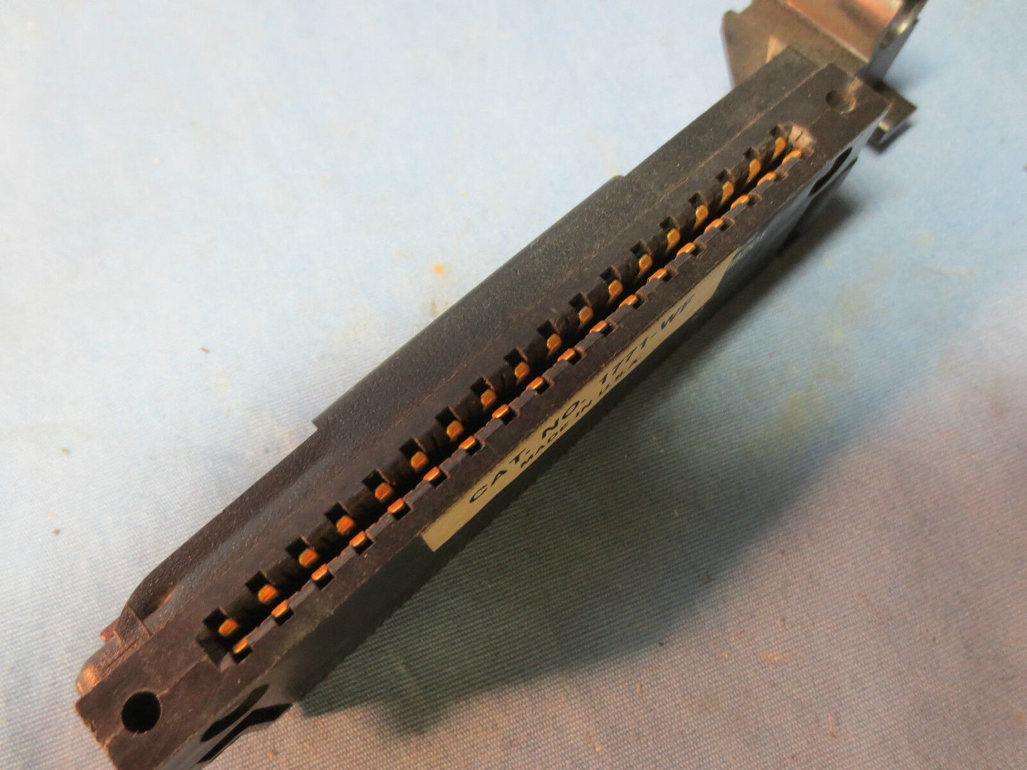 ALLEN-BRADLEY 1771-WF FIELD WIRING ARM W/18 SCREW TERMINATION
