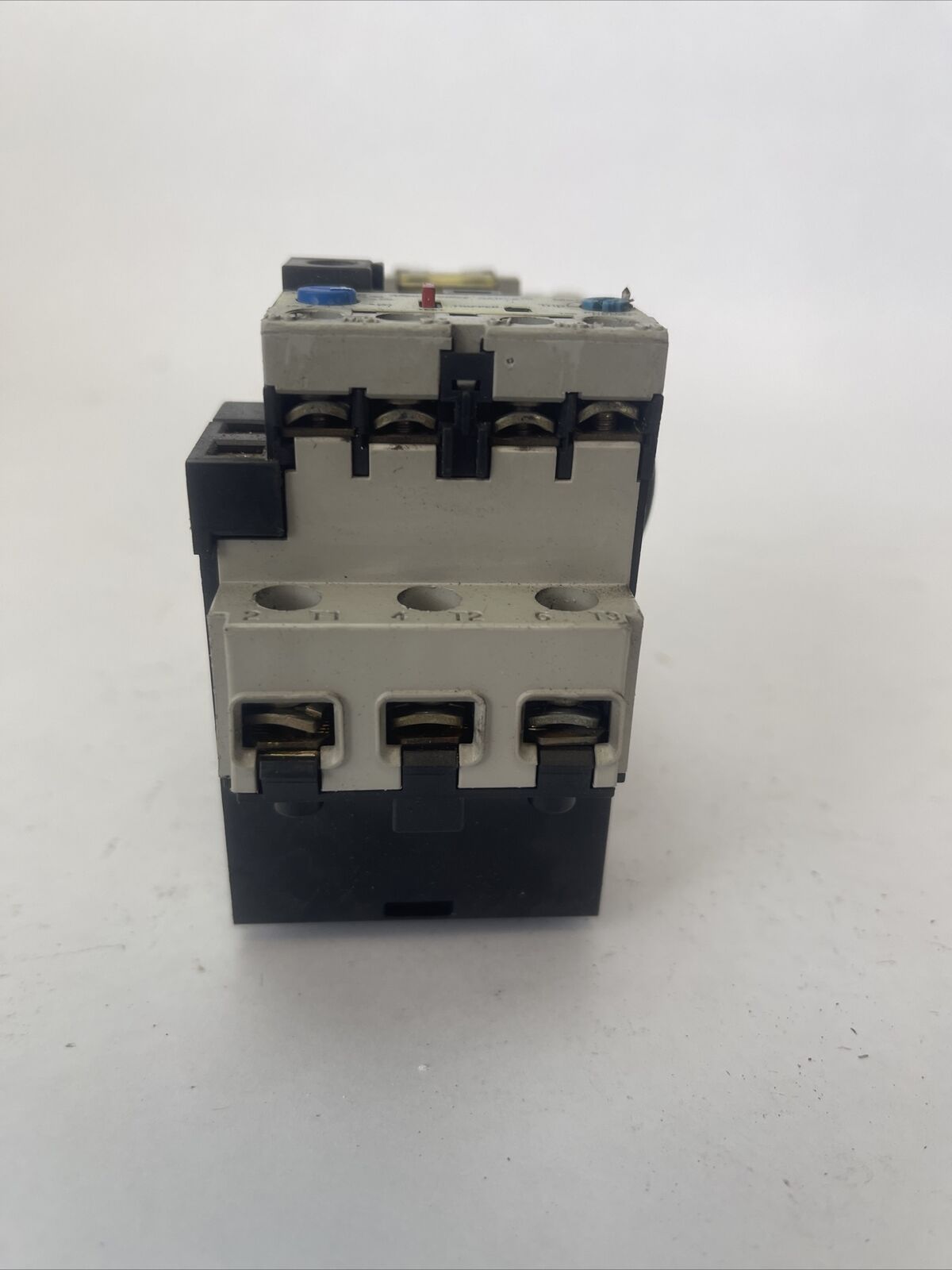 ALLEN BRADLEY STARTER 100-A24ND3 SER C CONTACTOR 600VAC 20HP 24A COIL 120V 60HZ