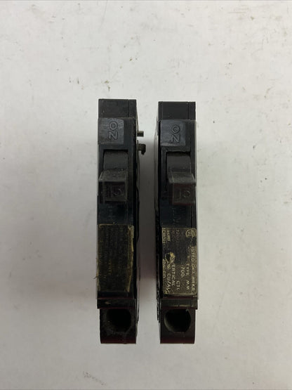 CROUSE-HINDS MM115 CIRCUIT BREAKER 15AMP 1POLE 120/240VAC RIGHT CLIP (LOT OF 2)