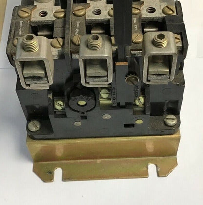 WESTINGHOUSE A201K3CA MOTOR STARTER 460/575V 50HP 90A SIZE 3 W/ AA33AB RELAY