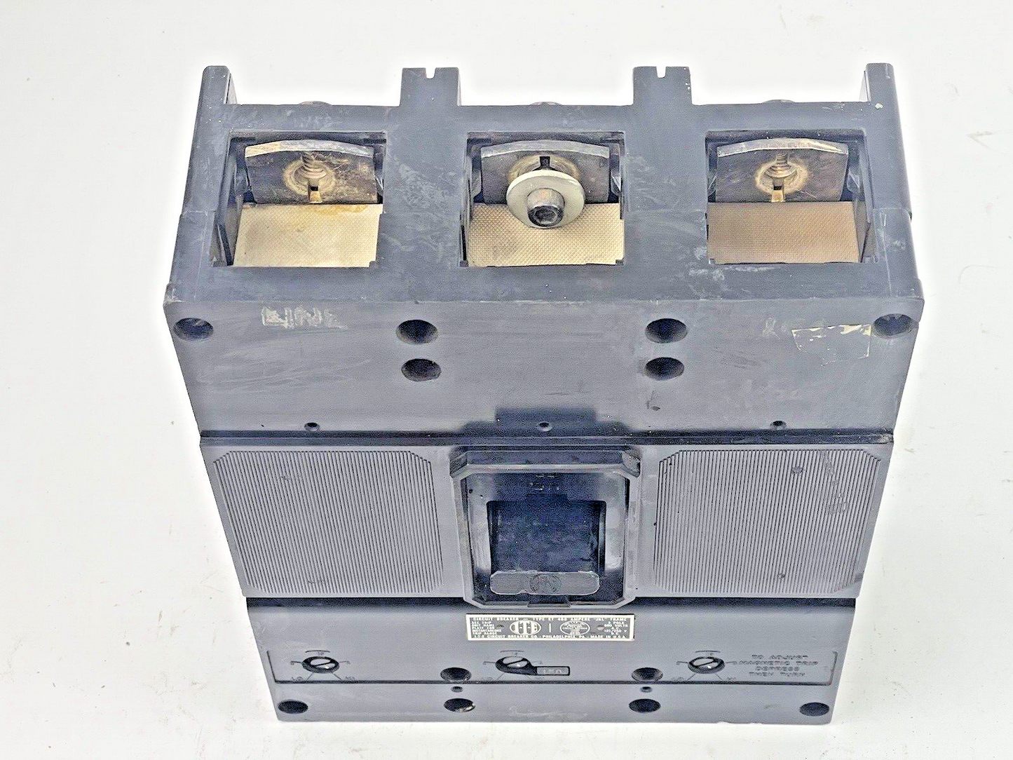 ITE / SIEMENS - TYPE ET 400 AMP JKL FRAME - CIRCUIT BREAKER -600 VAC W/ 150 TRIP