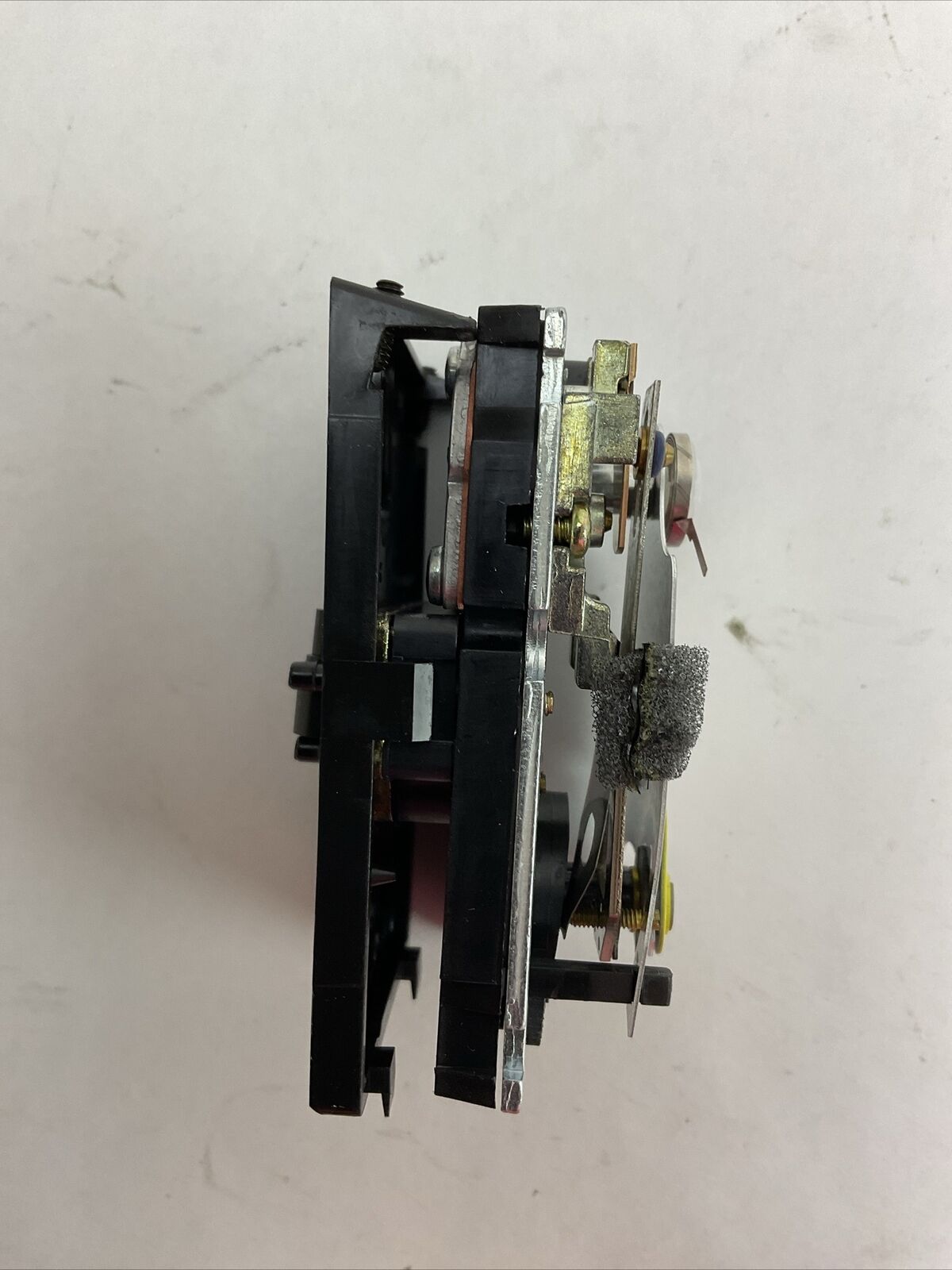 HONEYWELL TP973 A 2209 PNEUMATIC THERMOSTAT TEMPERATURE RANGE 60F TO 90F