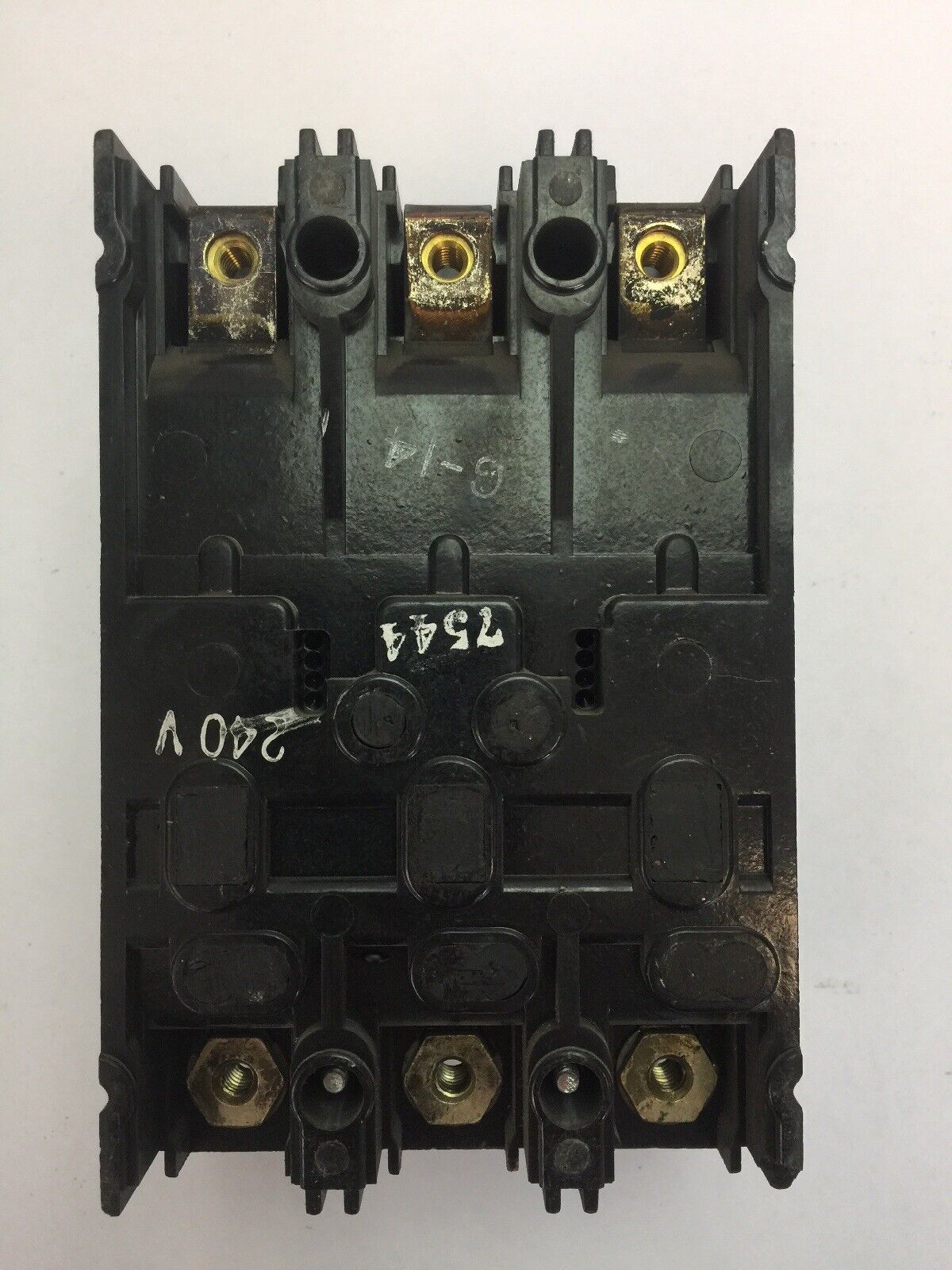 GE TE132015 CIRCUIT BREAKER 15A 240VAC 3 POLE