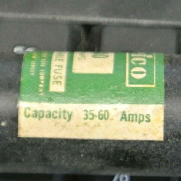 BOX of 10 CEFCO REN40 RENEWABLE FUSE / 40A / 250V / NEW SURPLUS  CAPACITY 35-60A