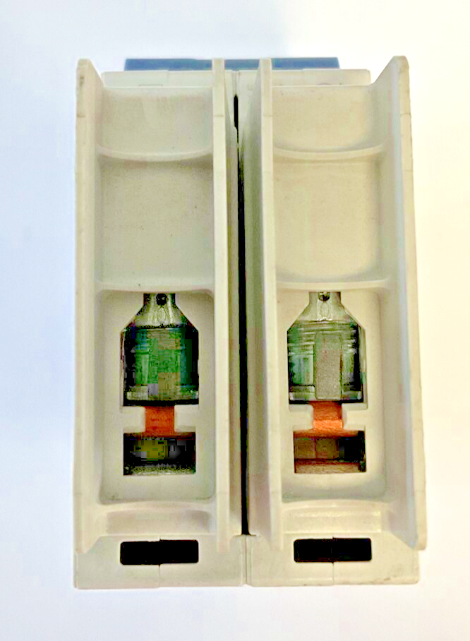 ALLEN BRADLEY 1489-M2C030 CIRCUIT BREAKER SER.D 3A 480Y/277V 10KA 50/60HZ 2POLE