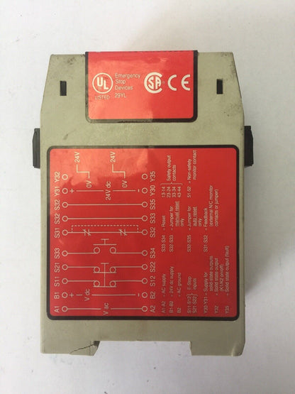 BANNER ES-GA-5A MACHINE SAFETY RELAY 24VDC OR 115VAC 250mA/100mA