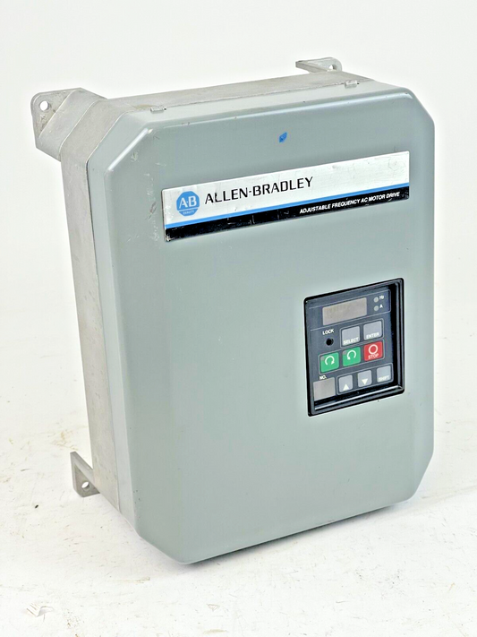 ALLEN BRADLEY - 1333-AAB SERIES D+ ADJUSTABLE FREQUENCY AC DRIVE 1.7kVA 460V 3PH