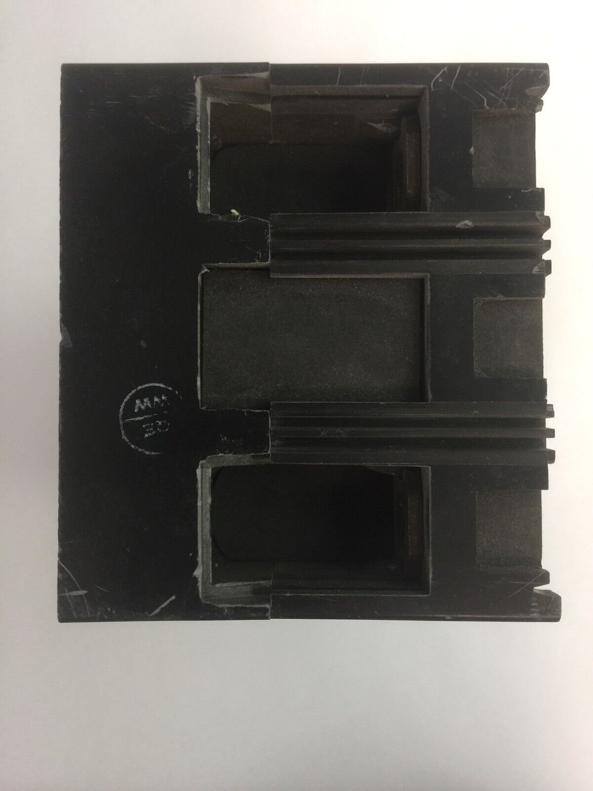 ITE SIEMENS FJ2-B225 CIRCUIT BREAKER 600VAC 250VDC 225AMP 2POLE