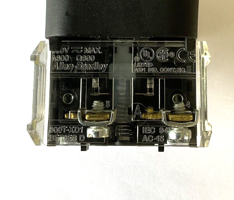 ALLEN BRADLEY 800T-QA24GD1 PUSHBUTTON GREEN SER.T 24VAC/DC