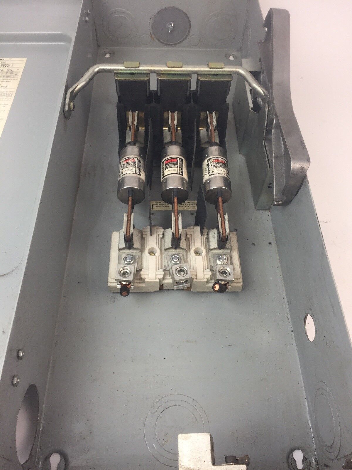 SIEMENS F354 VACU-BREAK SWITCH WITH CLAMPMATIC CONTACTS 200 AMP 600 VAC