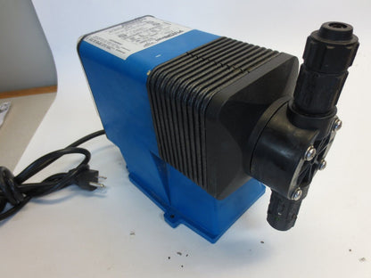 PULSATRON LPD4SA-PTC1-500 ELECTRONIC METERING PUMP 115V .6A 1-PH 150psi 21 GPD