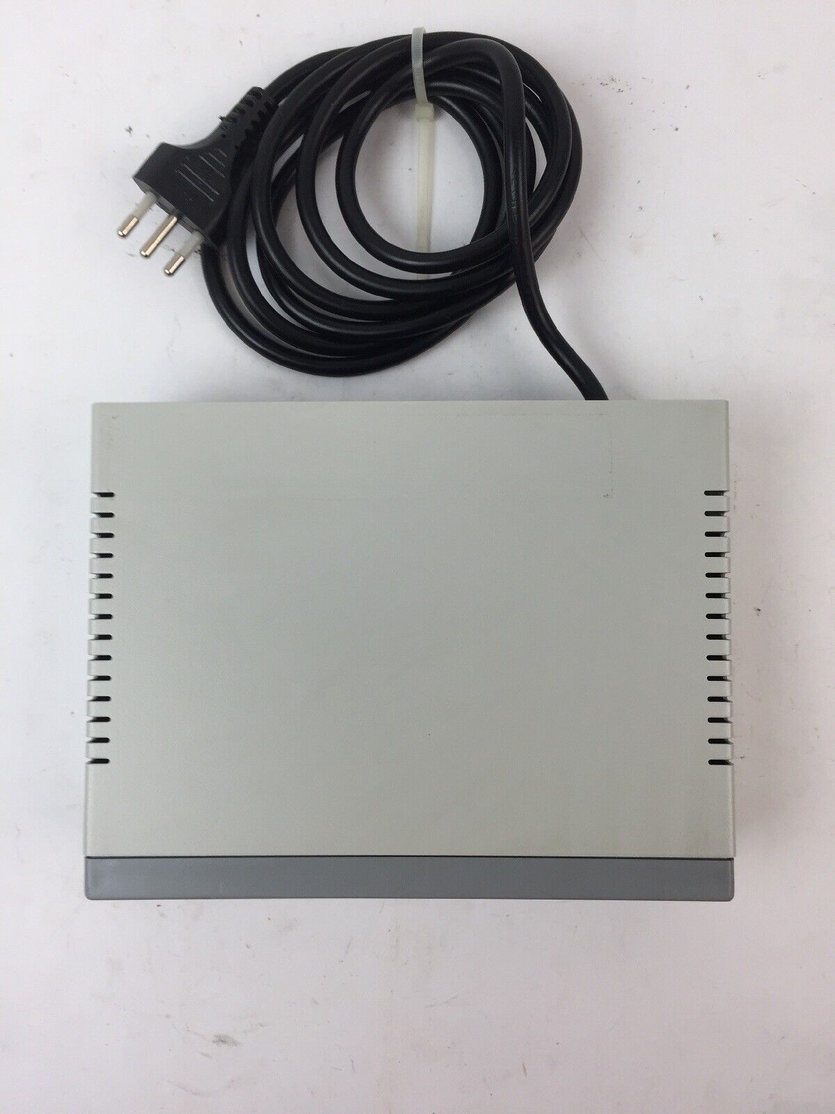 DIGICOM SNM50 LEASED & PSTN V34 MODEM 230V 60mA 50Hz