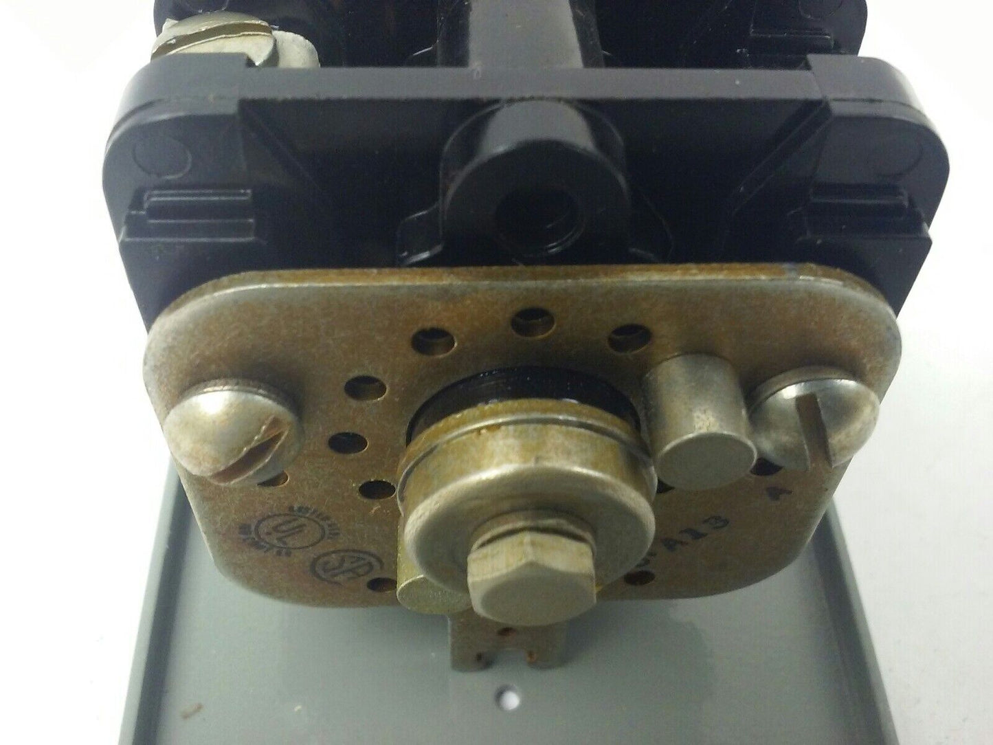 ALLEN BRADLEY 806-A13 SER. A, ROTARY PILOT SWITCH,1P 3 THROW WITH OFF POSITION,