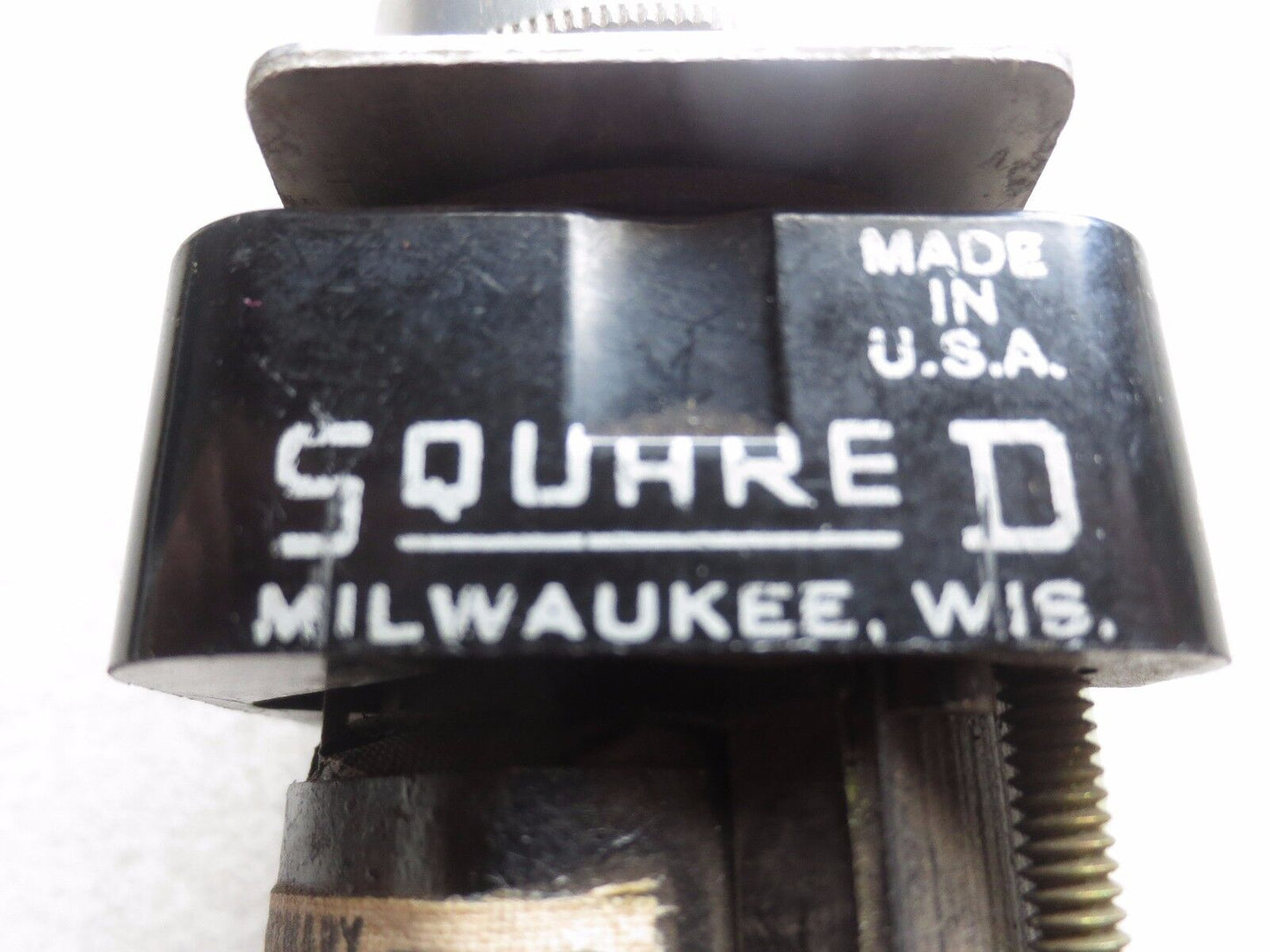 SQUARE D CLASS 9001 TYPE TP37 PUSH BUTTON - 208-220V 50-60Hz