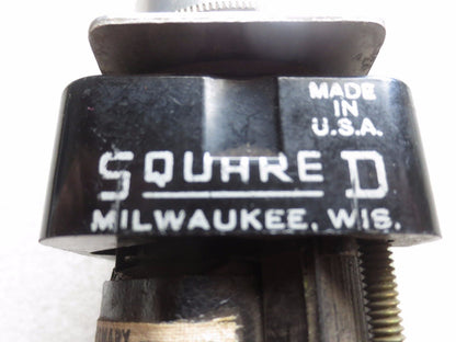 SQUARE D CLASS 9001 TYPE TP37 PUSH BUTTON - 208-220V 50-60Hz