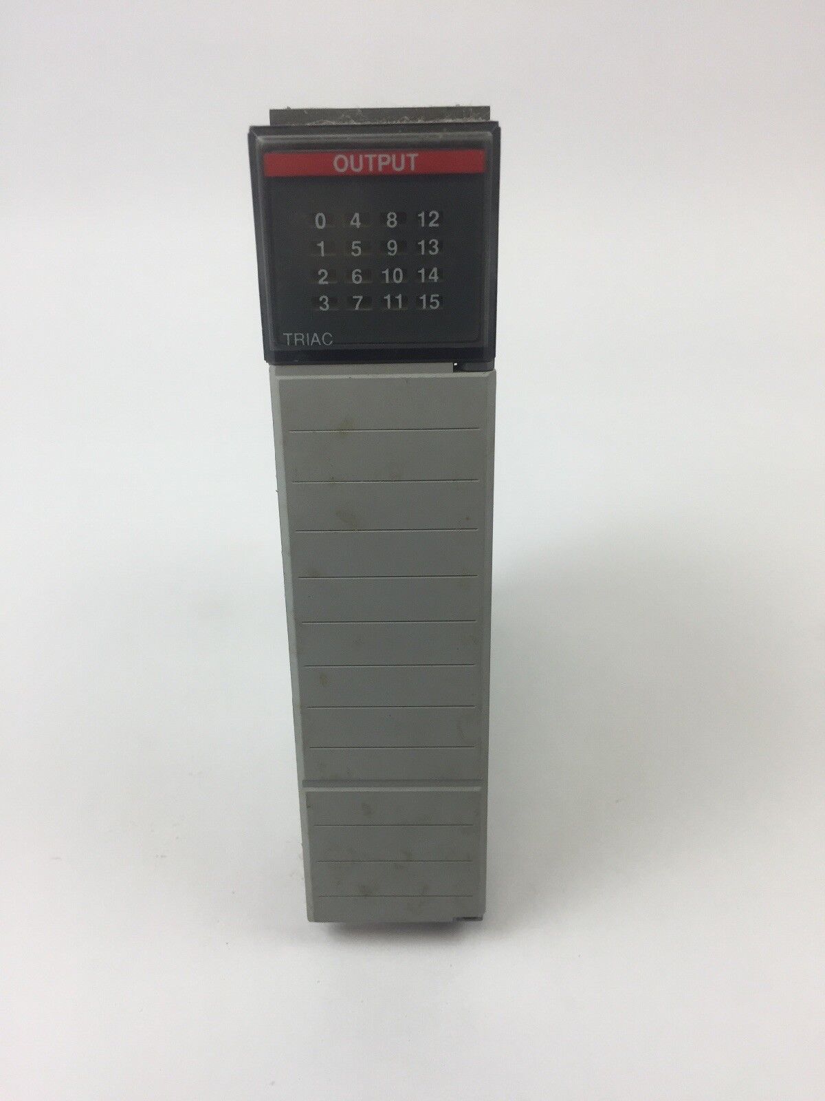 ALLEN BRADLEY 1746-0A16 SER C OUTPUT MODULE