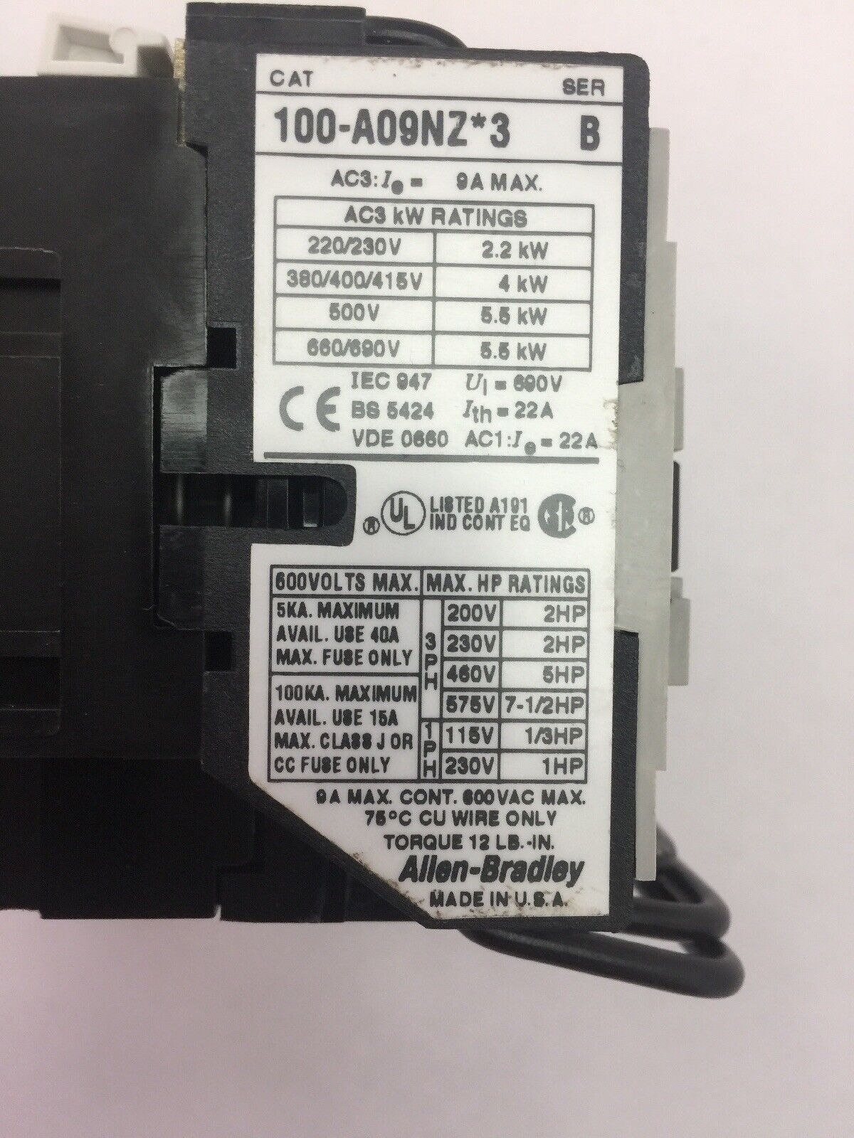 ALLEN BRADLEY 104-A09NZ243 REVERSING CONTACTOR SER A 600VAC 9A 5HP COIL 24VDC