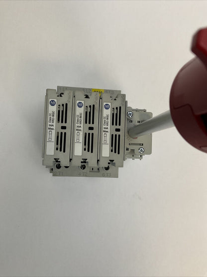 ALLEN BRADLEY 194R-C30-1753 DISCONNECT SWITCH 3PH 600VAC 20HP 250VDC 5HP 194R-N2