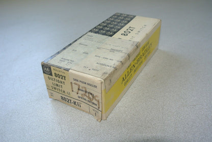 ALLEN-BRADLEY 802T-K1T OILTIGHT LIMIT SWITCH, SIDE PUSH ROLLER - NEW SURPLUS