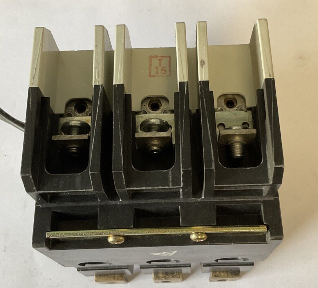 WESTINGHOUSE GDB 14K CIRCUIT BREAKER 15A 480VAC 3POLE 50/60HZ GDB3015DS1