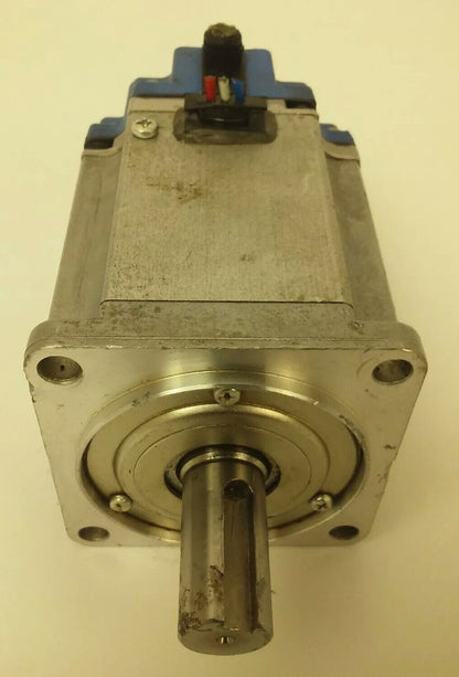 YASKAWA SJME-02AMB41 AC SERVO MOTOR, 200W, 200V, 32.4A, 1.1A. 0.637N.M, PARTS