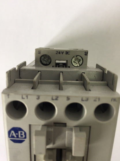 ALLEN BRADLEY 100-C23Z*01 CONTACTOR 600VAC 15HP 30A COIL 24VDC