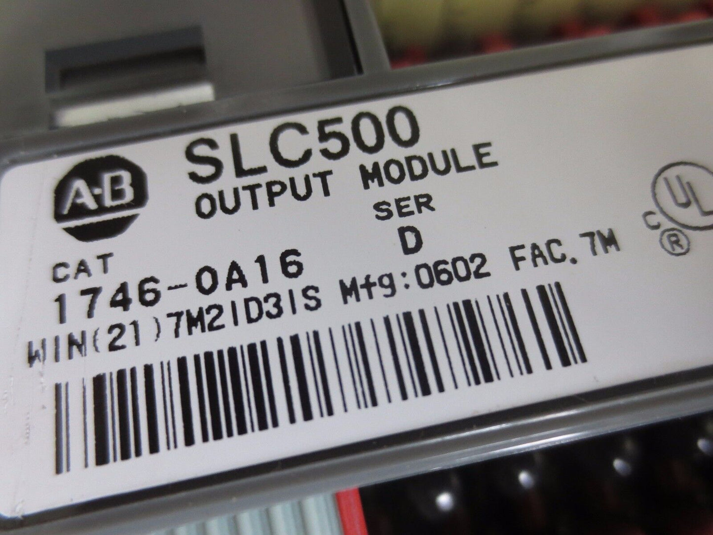 ALLEN-BRADLEY 1746-OA16 Ser. D - OUTPUT MODULE for SLC500