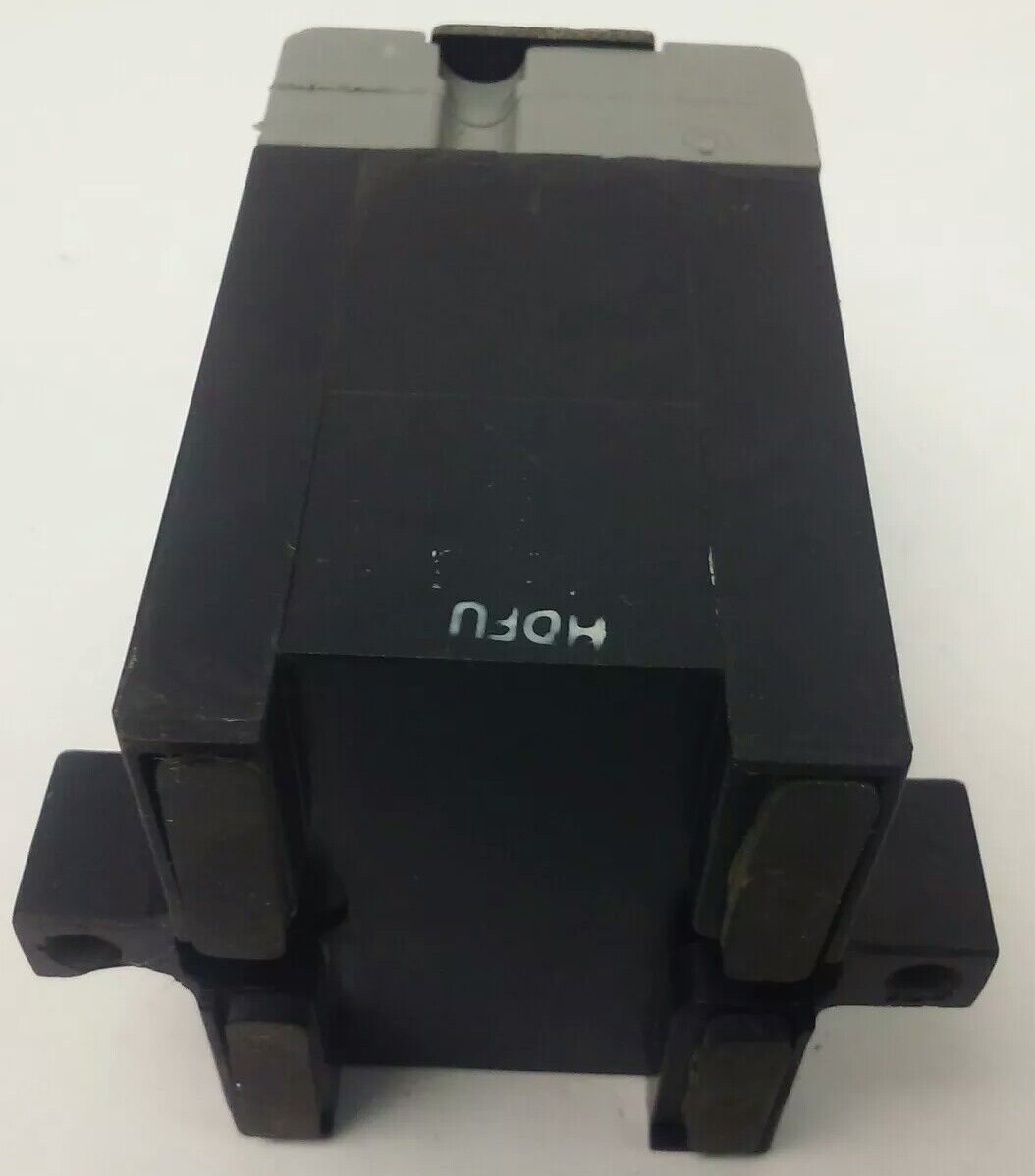 ALLEN BRADLEY 852S-NSB SER.F SOLID STATE TIMER, 0.5-30 SECONDS TIME DELAY RANGE