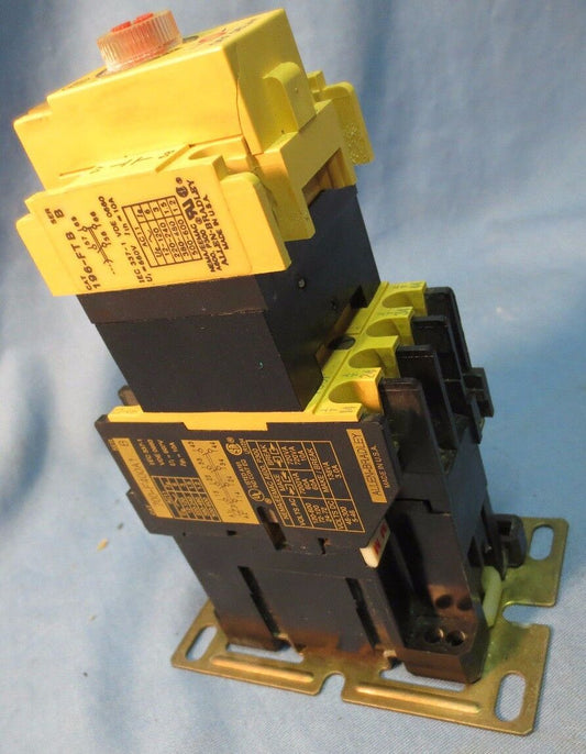 ALLEN-BRADLEY 700-F310A1 Ser. B - RELAY, 120/110 VAC w/ 196-FTB TIMER