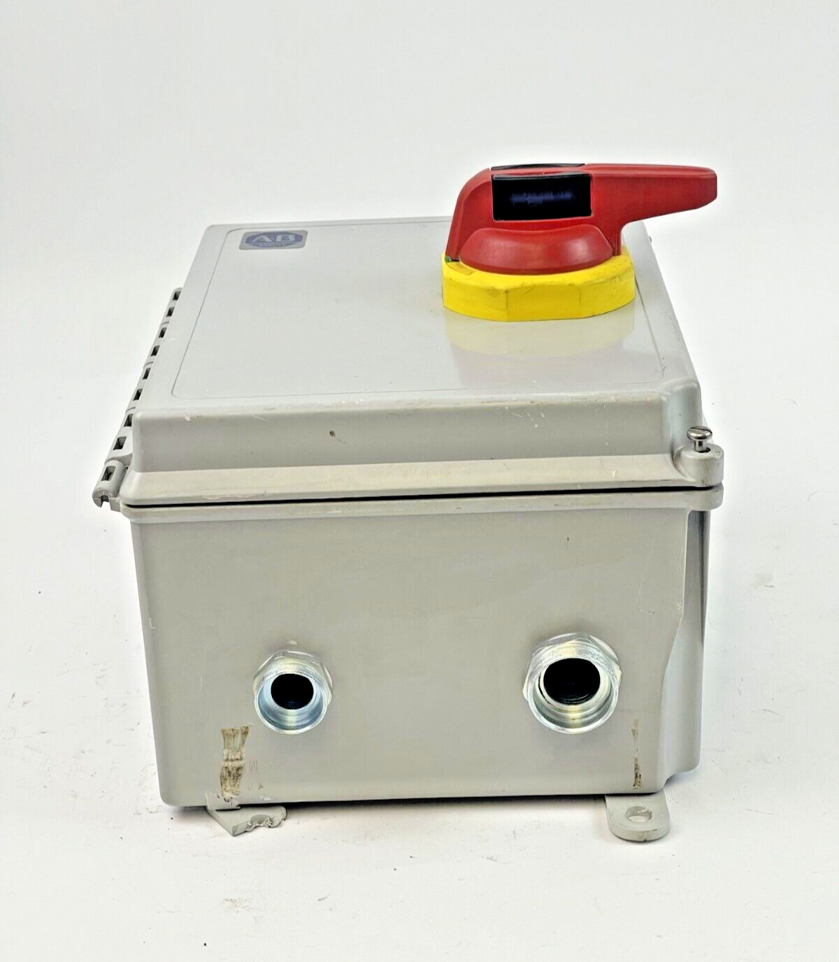 ALLEN-BRADLEY - 194R-KC30-1753-PY SER.B - ENCLOSED MOLDED CASE SWITCH REV. 6-74