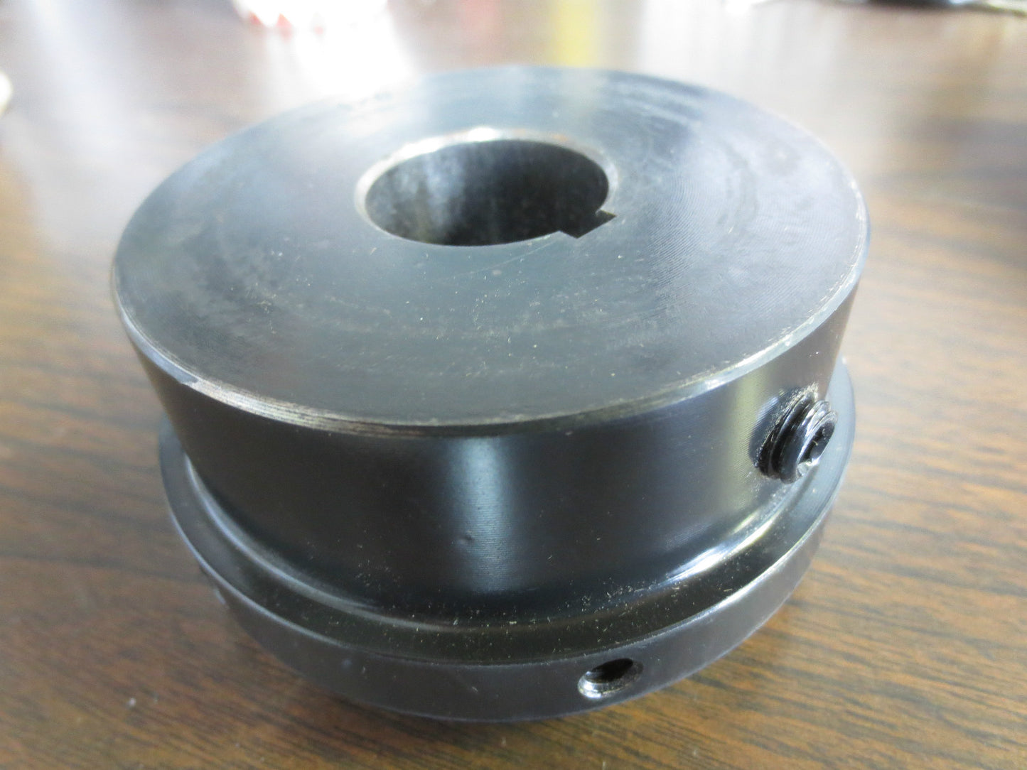 T.B. WOOD'S WE10H118 TIRE COUPLING HUB 1-1/8" BORE w/ KEYWAY - NEW SURPLUS