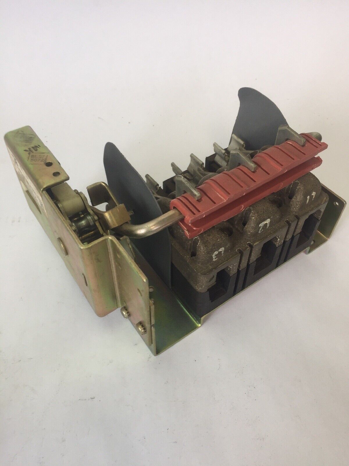 SQUARE D 9422 ARD-12 FLAGE MOUNT 60AMPS DISCONNECT SWITCH 600VAC 250VDC 3 POLES