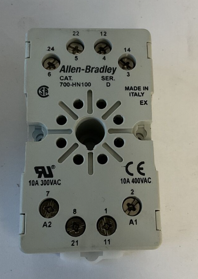 ALLEN BRADLEY 700-HA32A1-3-4 RELAY SER.D 10A W/700-HN100 SOCKET SER.D 10A 300VAC