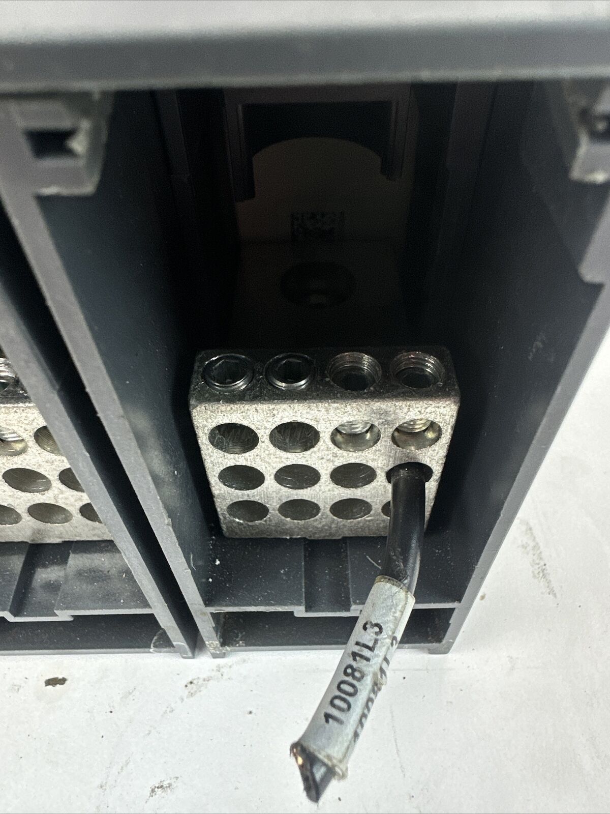SQUARE D LJL36400U31X POWER PACT CURRENT LIMITING CIRCUIT BREAKER 600VAC 400A 3P