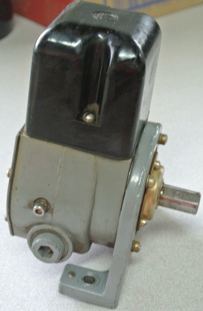 ALLEN-BRADLEY 808-GL1A1 Ser. E SPEED SWITCH 15-60 rpm, 808-GL1A1 - N.O. CONTACTS