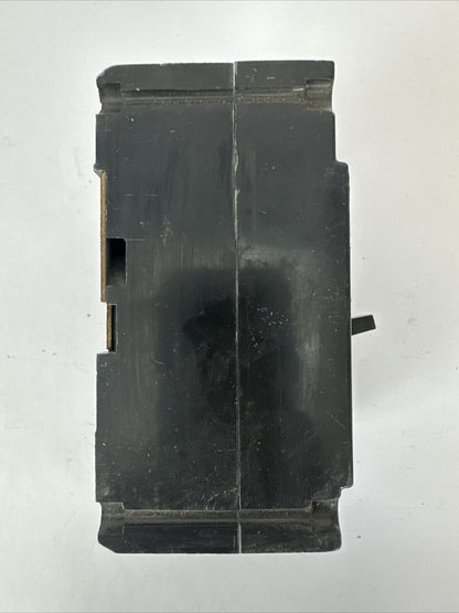 SQUARE D FAL32070 SERIES 2 CIRCUIT BREAKER 70AMP 240VAC 250VDC 3POLE THERMAL-