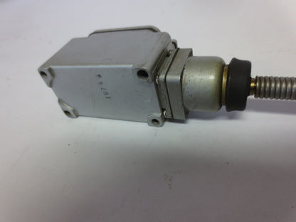 NAMCO M2-151 SNAP-LOCK LIMIT SWITCH - NEW SURPLUS / OLD STOCK