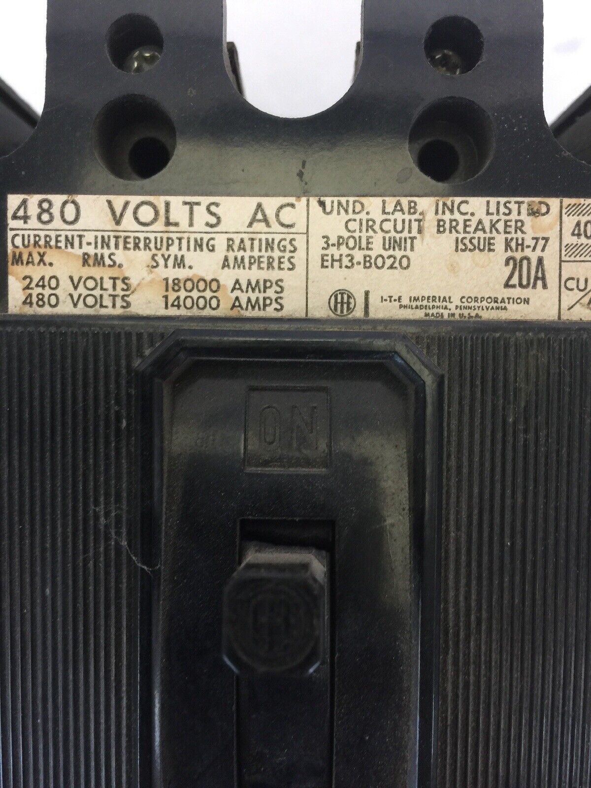 ITE EH3-B020 CIRCUIT BREAKER 20AMP 480VAC 3 POLE