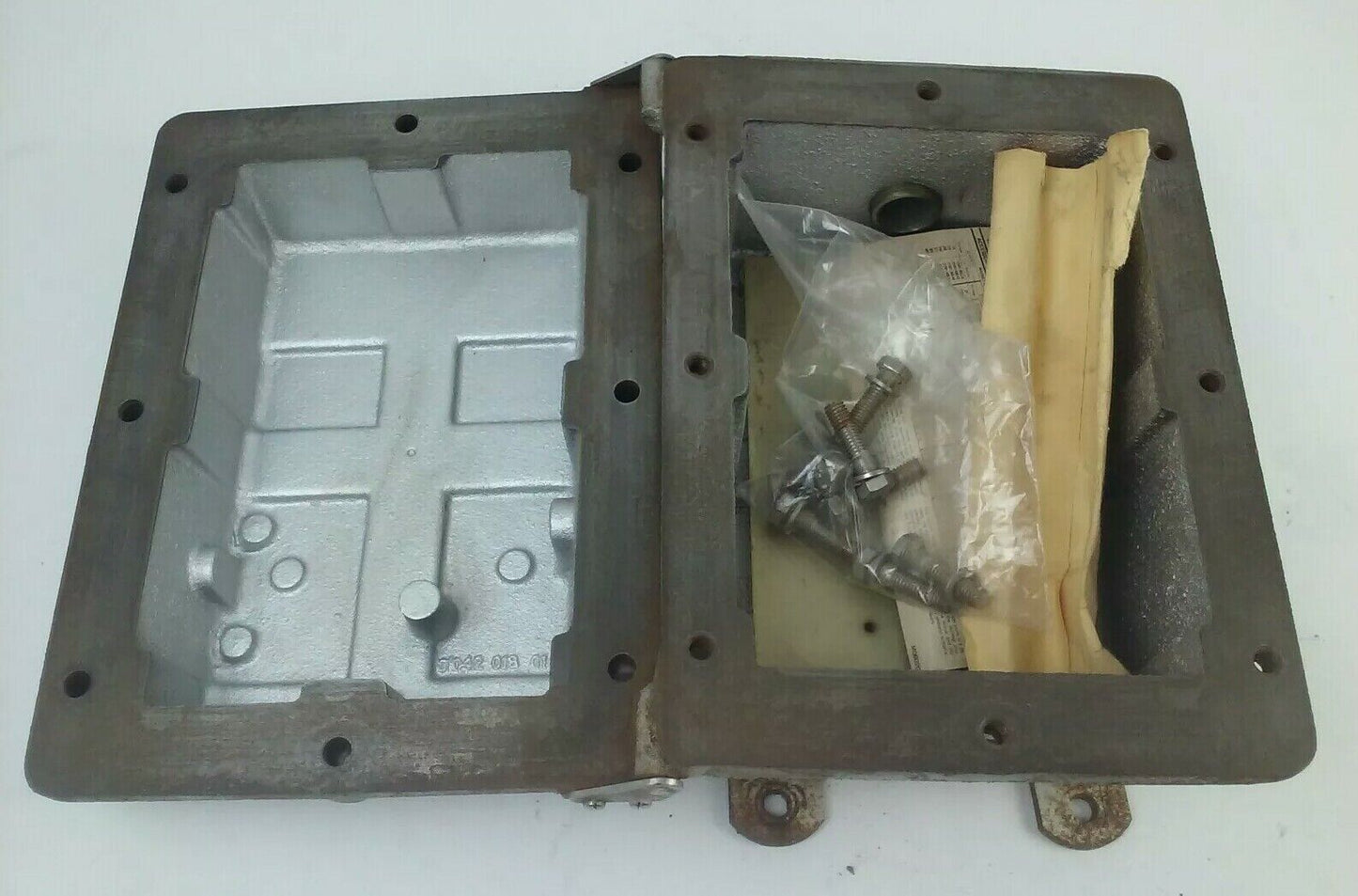 SQUARE D CLASS 8903 TYPE SMR4 8903-SMR4 EXPLOSION PROOF ENCLOSURE SER. A 10x7x7