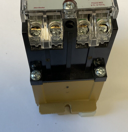 ALLEN BRADLEY 700-PK400A1 AC RELAY SER.E 600VAC 10A TYPE PK