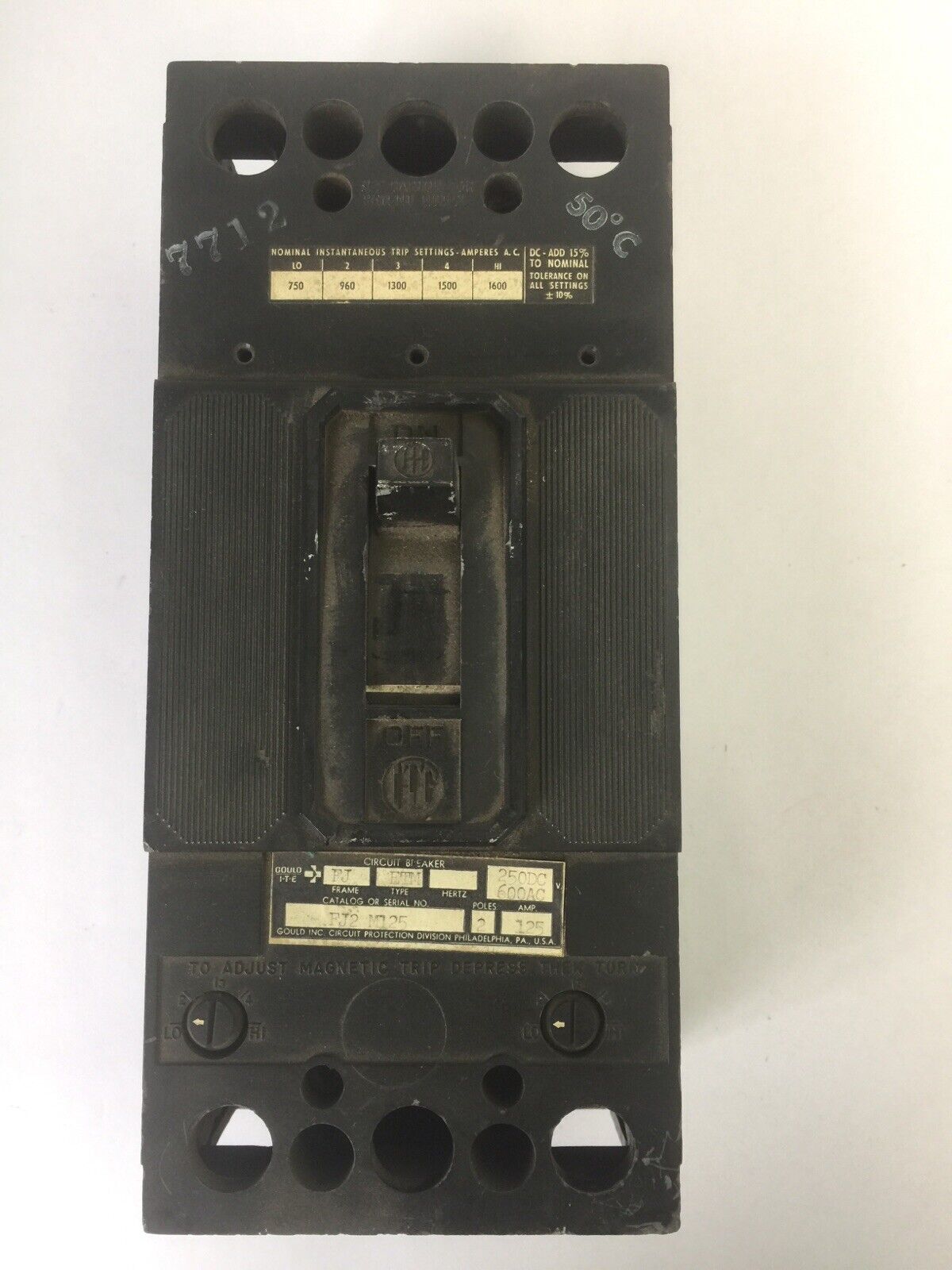 ITE SIEMENS FJ2 M125 CIRCUIT BREAKER 600VAC 250VDC 125AMP 2POLE