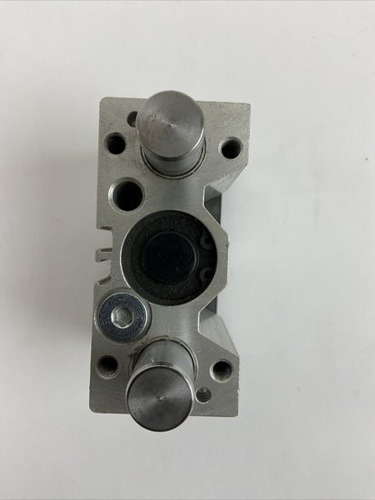 PARKER P5T-J025DGSN025 SHORT STROKE THRUSTER 145PSI
